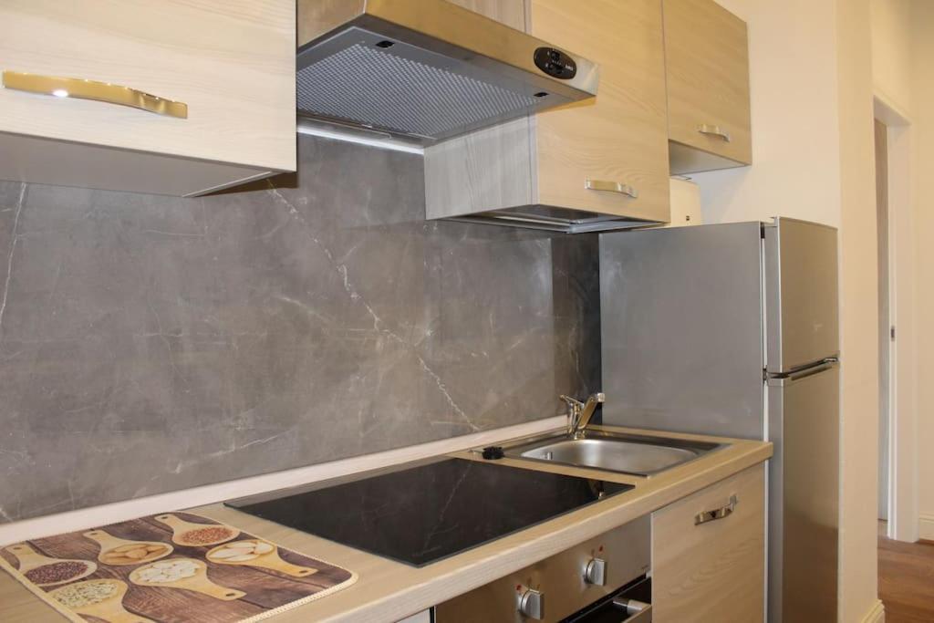 Art Apartment Stazione B فلورنس المظهر الخارجي الصورة