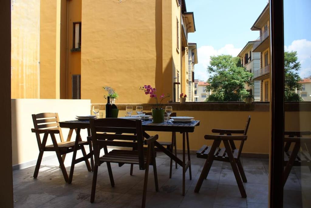 Art Apartment Stazione B فلورنس المظهر الخارجي الصورة
