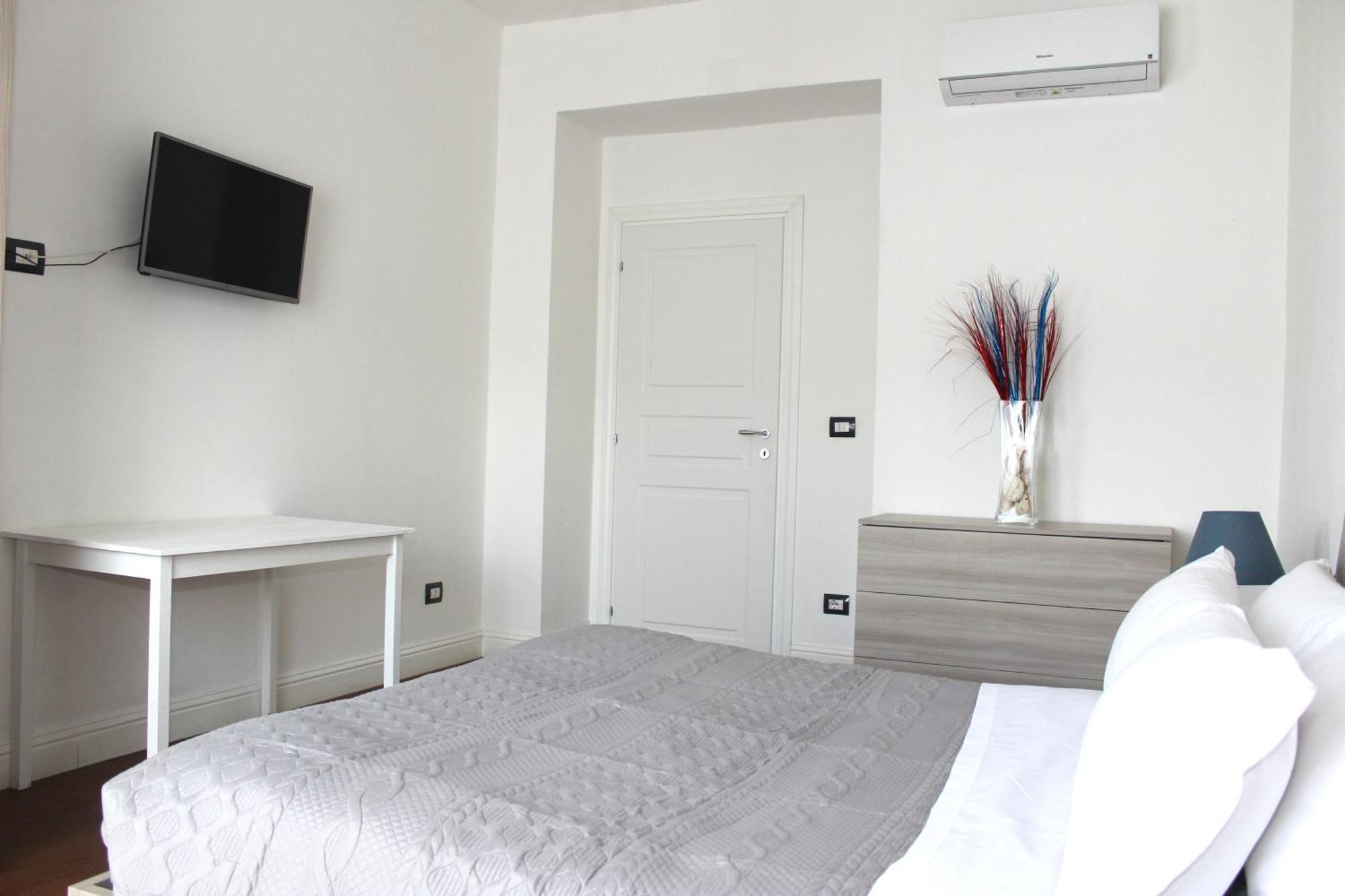 Art Apartment Stazione B فلورنس المظهر الخارجي الصورة