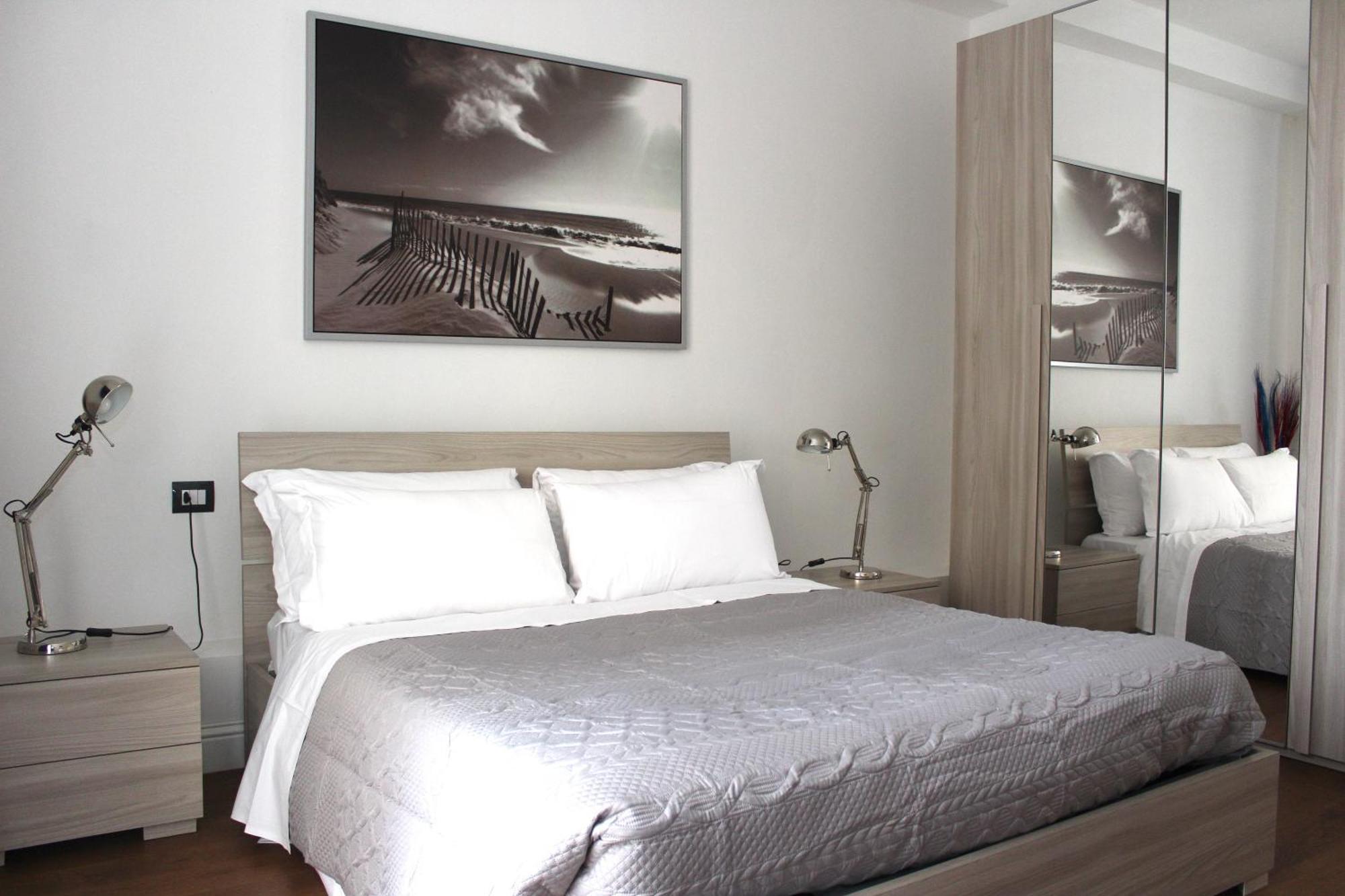 Art Apartment Stazione B فلورنس المظهر الخارجي الصورة